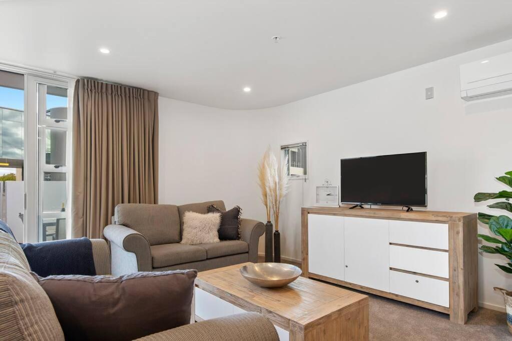 Waimahana - Luxury By The Lake Taupo Exterior foto